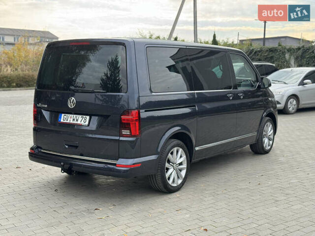 Серый Фольксваген Мультиван, объемом двигателя 2 л и пробегом 194 тыс. км за 50300 $, фото 46 на Automoto.ua