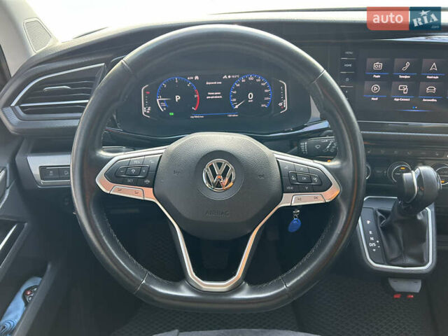 Сірий Фольксваген Мультиван, об'ємом двигуна 1.97 л та пробігом 130 тис. км за 57500 $, фото 19 на Automoto.ua