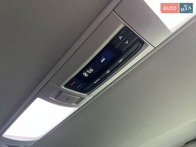 Серый Фольксваген Мультиван, объемом двигателя 1.97 л и пробегом 115 тыс. км за 67700 $, фото 44 на Automoto.ua