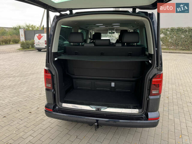 Серый Фольксваген Мультиван, объемом двигателя 2 л и пробегом 194 тыс. км за 50300 $, фото 31 на Automoto.ua