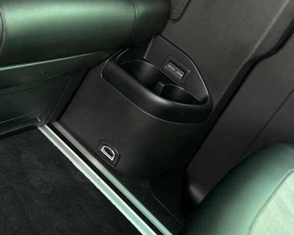 Серый Фольксваген Мультиван, объемом двигателя 2 л и пробегом 194 тыс. км за 50300 $, фото 18 на Automoto.ua