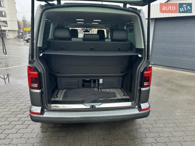 Сірий Фольксваген Мультиван, об'ємом двигуна 1.97 л та пробігом 235 тис. км за 49999 $, фото 18 на Automoto.ua