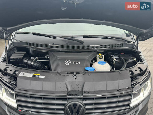 Серый Фольксваген Мультиван, объемом двигателя 1.97 л и пробегом 235 тыс. км за 49999 $, фото 25 на Automoto.ua