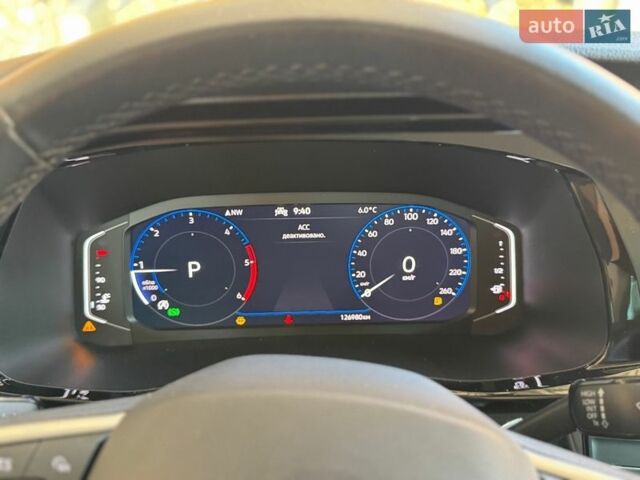 Серый Фольксваген Мультиван, объемом двигателя 1.97 л и пробегом 127 тыс. км за 48000 $, фото 49 на Automoto.ua