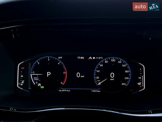 Сірий Фольксваген Мультиван, об'ємом двигуна 1.97 л та пробігом 118 тис. км за 66900 $, фото 80 на Automoto.ua