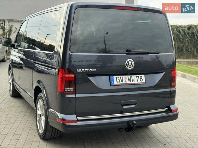Серый Фольксваген Мультиван, объемом двигателя 2 л и пробегом 194 тыс. км за 50300 $, фото 39 на Automoto.ua