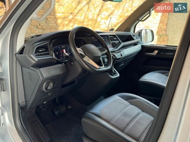 Серый Фольксваген Мультиван, объемом двигателя 1.97 л и пробегом 127 тыс. км за 48000 $, фото 54 на Automoto.ua