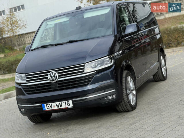 Серый Фольксваген Мультиван, объемом двигателя 2 л и пробегом 194 тыс. км за 50300 $, фото 58 на Automoto.ua