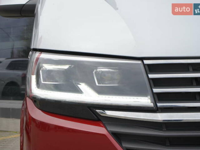 Серый Фольксваген Мультиван, объемом двигателя 1.97 л и пробегом 126 тыс. км за 49999 $, фото 3 на Automoto.ua