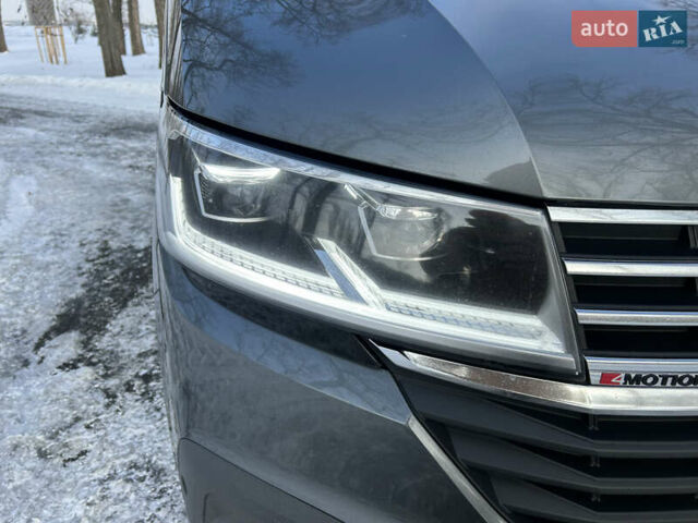 Сірий Фольксваген Мультиван, об'ємом двигуна 1.97 л та пробігом 130 тис. км за 57500 $, фото 13 на Automoto.ua