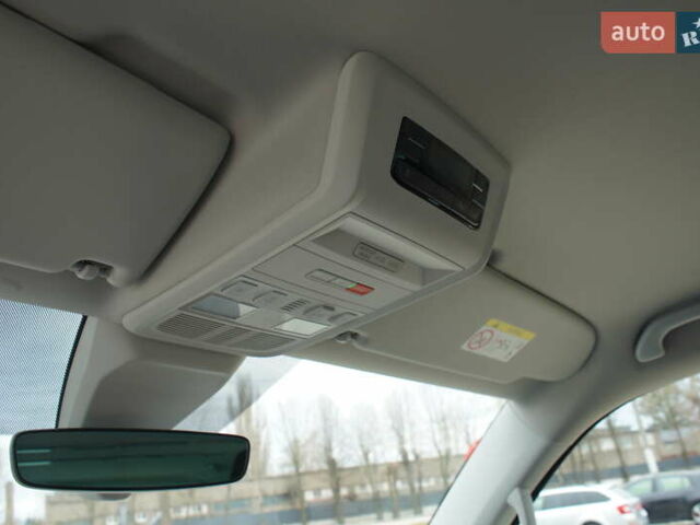 Серый Фольксваген Мультиван, объемом двигателя 1.97 л и пробегом 126 тыс. км за 49999 $, фото 24 на Automoto.ua