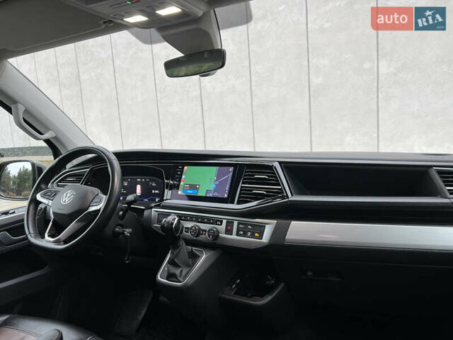 Серый Фольксваген Мультиван, объемом двигателя 1.97 л и пробегом 115 тыс. км за 67700 $, фото 43 на Automoto.ua