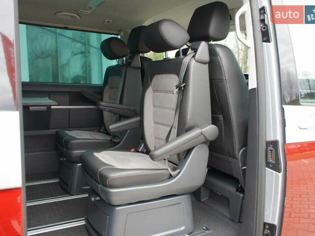 Серый Фольксваген Мультиван, объемом двигателя 1.97 л и пробегом 126 тыс. км за 49999 $, фото 26 на Automoto.ua