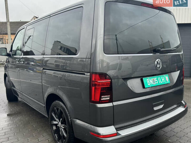 Сірий Фольксваген Мультиван, об'ємом двигуна 1.97 л та пробігом 235 тис. км за 49999 $, фото 5 на Automoto.ua