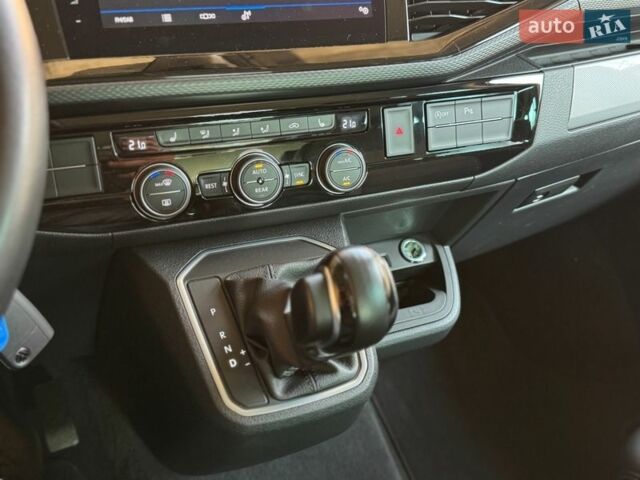 Серый Фольксваген Мультиван, объемом двигателя 1.97 л и пробегом 127 тыс. км за 48000 $, фото 47 на Automoto.ua