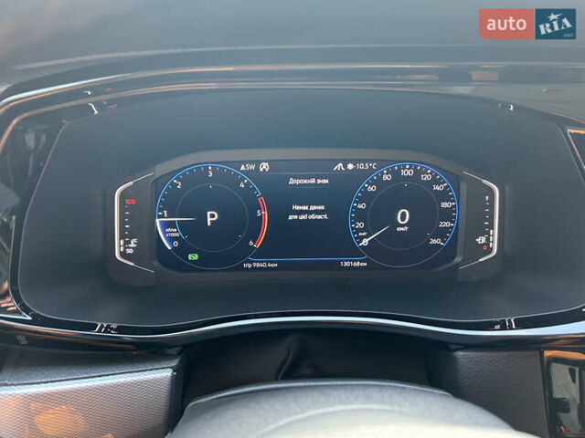 Сірий Фольксваген Мультиван, об'ємом двигуна 1.97 л та пробігом 130 тис. км за 57500 $, фото 23 на Automoto.ua