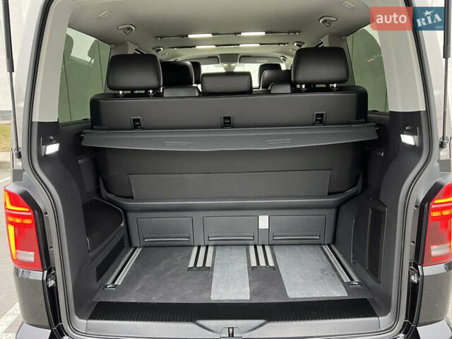 Серый Фольксваген Мультиван, объемом двигателя 1.97 л и пробегом 115 тыс. км за 67700 $, фото 66 на Automoto.ua