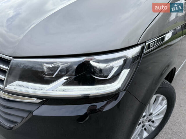 Серый Фольксваген Мультиван, объемом двигателя 1.97 л и пробегом 115 тыс. км за 67740 $, фото 20 на Automoto.ua