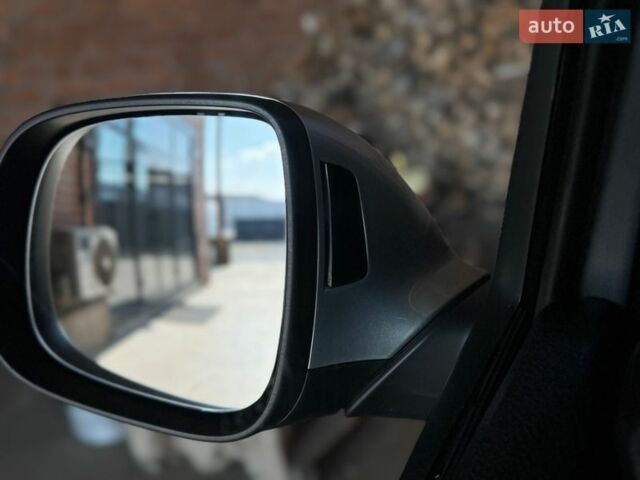 Серый Фольксваген Мультиван, объемом двигателя 1.97 л и пробегом 127 тыс. км за 48000 $, фото 51 на Automoto.ua