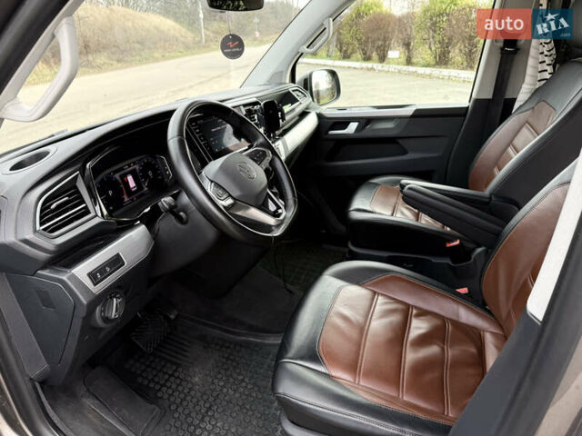 Серый Фольксваген Мультиван, объемом двигателя 1.97 л и пробегом 115 тыс. км за 67740 $, фото 7 на Automoto.ua