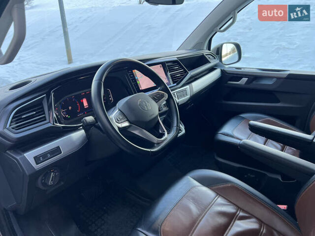 Сірий Фольксваген Мультиван, об'ємом двигуна 1.97 л та пробігом 118 тис. км за 66900 $, фото 30 на Automoto.ua