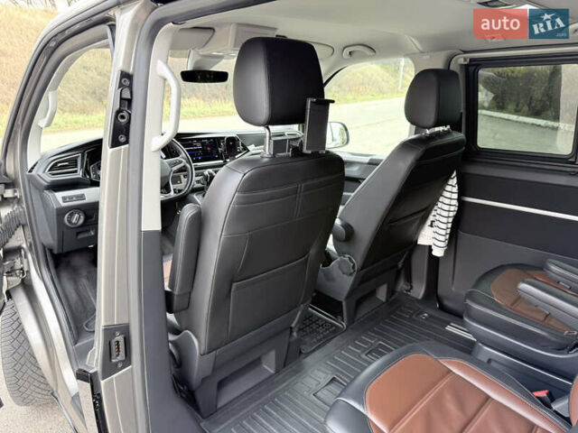 Серый Фольксваген Мультиван, объемом двигателя 1.97 л и пробегом 115 тыс. км за 67740 $, фото 13 на Automoto.ua