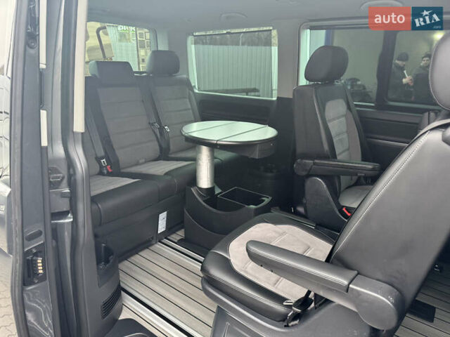 Серый Фольксваген Мультиван, объемом двигателя 1.97 л и пробегом 235 тыс. км за 49999 $, фото 21 на Automoto.ua