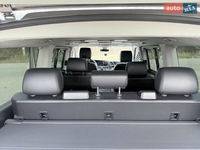 Серый Фольксваген Мультиван, объемом двигателя 1.97 л и пробегом 115 тыс. км за 67740 $, фото 22 на Automoto.ua