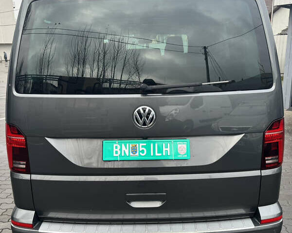 Серый Фольксваген Мультиван, объемом двигателя 1.97 л и пробегом 235 тыс. км за 49999 $, фото 7 на Automoto.ua