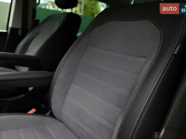 Фольксваген Мультиван 2021 в Дрогобыче на Automoto.ua Серый Фольксваген Мультиван, объемом двигателя 2 л и пробегом 111 тыс. км за 43899 $, фото 54 на Automoto.ua