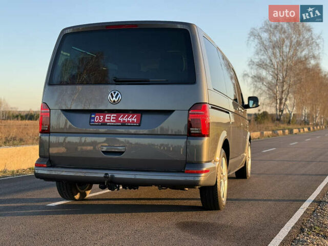 Серый Фольксваген Мультиван, объемом двигателя 2 л и пробегом 125 тыс. км за 54300 $, фото 6 на Automoto.ua