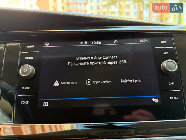 Серый Фольксваген Мультиван, объемом двигателя 2 л и пробегом 125 тыс. км за 55500 $, фото 54 на Automoto.ua