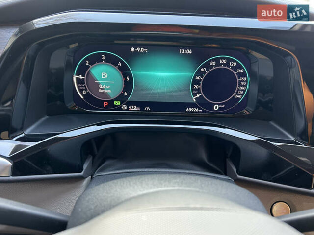 Сірий Фольксваген Мультиван, об'ємом двигуна 1.97 л та пробігом 64 тис. км за 71500 $, фото 34 на Automoto.ua