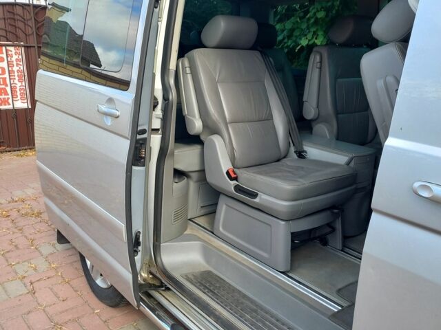 Сірий Фольксваген Мультиван, об'ємом двигуна 0 л та пробігом 370 тис. км за 13300 $, фото 4 на Automoto.ua