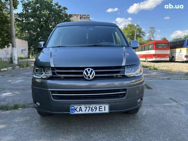 Сірий Фольксваген Мультиван, об'ємом двигуна 2 л та пробігом 120 тис. км за 21000 $, фото 6 на Automoto.ua