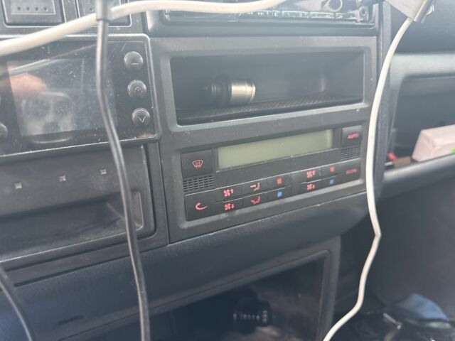 Синій Фольксваген Мультиван, об'ємом двигуна 2.5 л та пробігом 513 тис. км за 10500 $, фото 1 на Automoto.ua