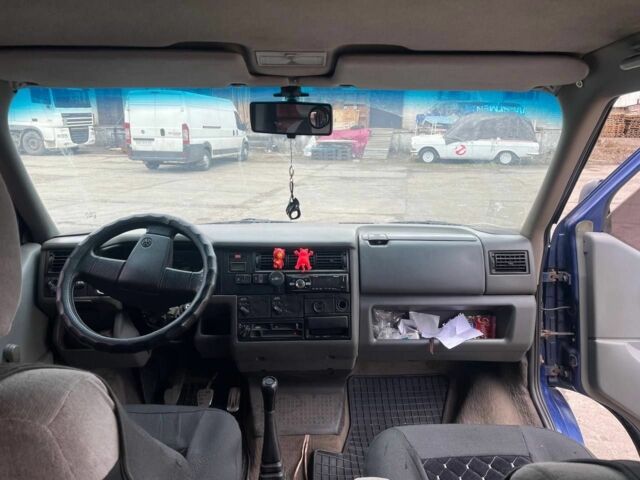 Фольксваген Мультиван 1996 у Дніпро (Дніпропетровську) на Automoto.ua Синій Фольксваген Мультиван, об'ємом двигуна 1.9 л та пробігом 466 тис. км за 5100 $, фото 7 на Automoto.ua