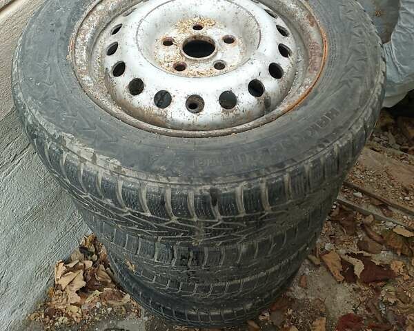 Синий Фольксваген Мультиван, объемом двигателя 2.5 л и пробегом 495 тыс. км за 5000 $, фото 9 на Automoto.ua