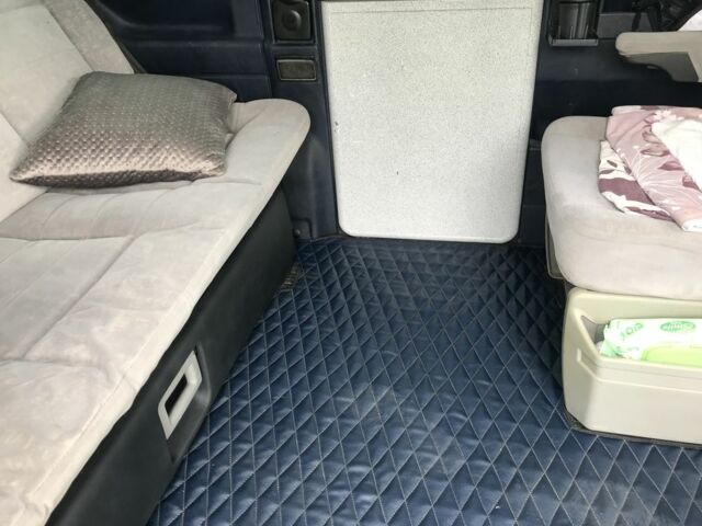 Синій Фольксваген Мультиван, об'ємом двигуна 2.5 л та пробігом 513 тис. км за 10500 $, фото 21 на Automoto.ua