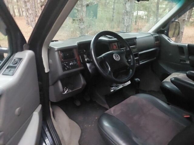 Синій Фольксваген Мультиван, об'ємом двигуна 2.5 л та пробігом 470 тис. км за 9000 $, фото 8 на Automoto.ua