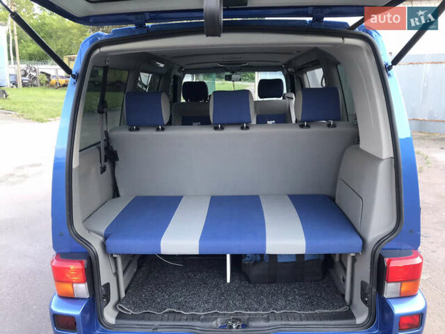 Синий Фольксваген Мультиван, объемом двигателя 2.5 л и пробегом 273 тыс. км за 13000 $, фото 8 на Automoto.ua