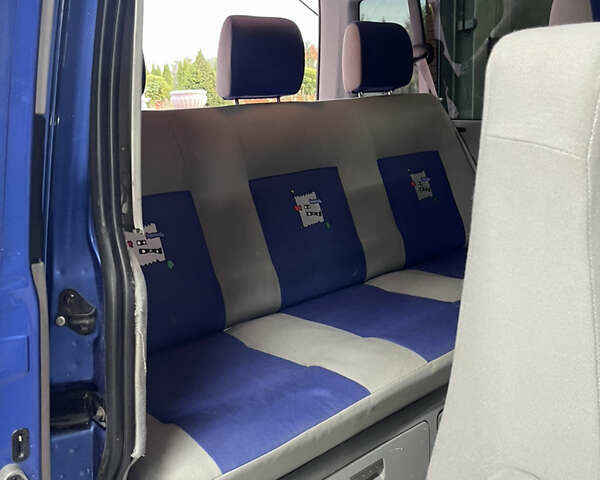 Синій Фольксваген Мультиван, об'ємом двигуна 2.5 л та пробігом 432 тис. км за 13700 $, фото 16 на Automoto.ua