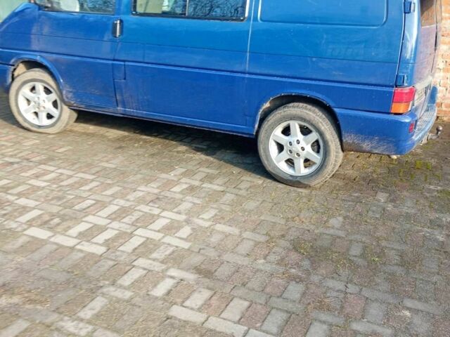 Синій Фольксваген Мультиван, об'ємом двигуна 0 л та пробігом 200 тис. км за 3500 $, фото 1 на Automoto.ua