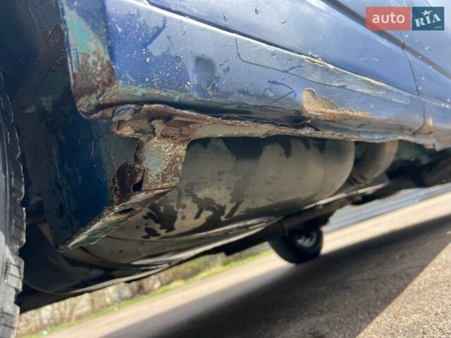 Синій Фольксваген Мультиван, об'ємом двигуна 2.5 л та пробігом 465 тис. км за 7850 $, фото 24 на Automoto.ua