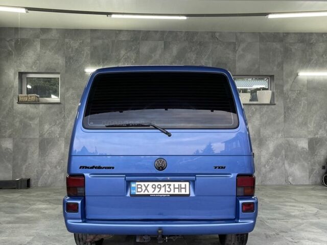 Синий Фольксваген Мультиван, объемом двигателя 2.5 л и пробегом 432 тыс. км за 13700 $, фото 4 на Automoto.ua