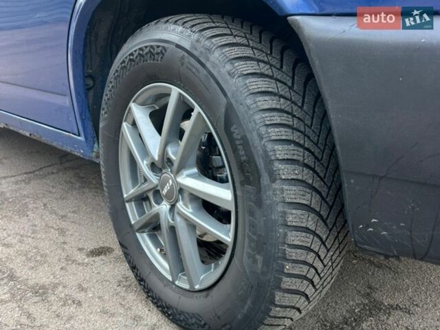 Синій Фольксваген Мультиван, об'ємом двигуна 2.5 л та пробігом 465 тис. км за 7850 $, фото 23 на Automoto.ua