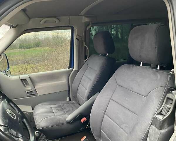 Синій Фольксваген Мультиван, об'ємом двигуна 2.47 л та пробігом 235 тис. км за 7700 $, фото 13 на Automoto.ua