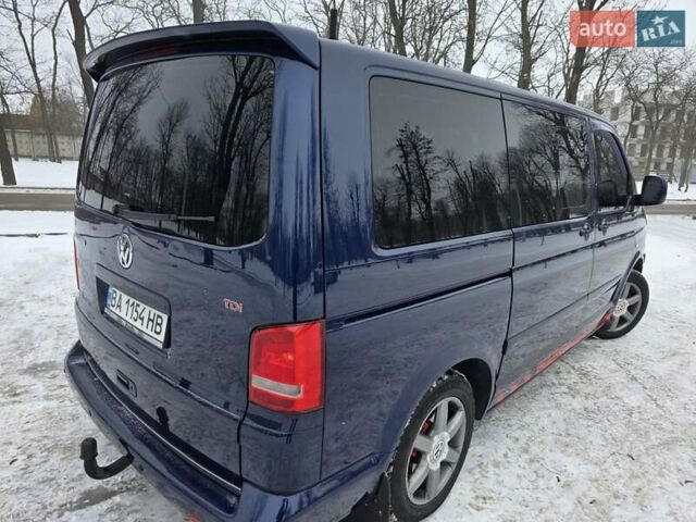 Синій Фольксваген Мультиван, об'ємом двигуна 2.46 л та пробігом 299 тис. км за 12900 $, фото 6 на Automoto.ua