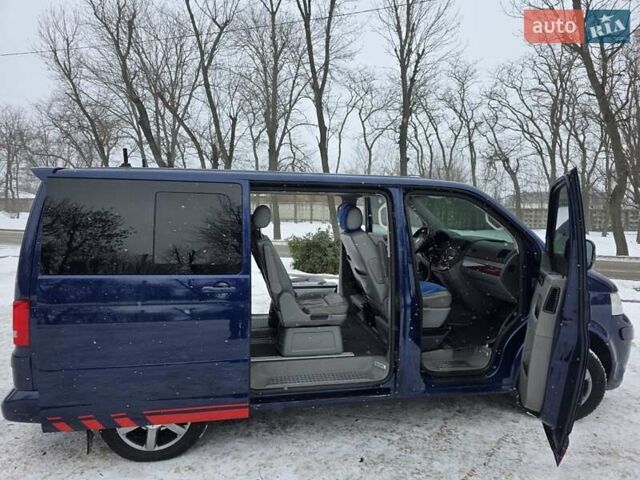 Синій Фольксваген Мультиван, об'ємом двигуна 2.46 л та пробігом 299 тис. км за 12900 $, фото 13 на Automoto.ua