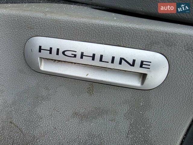 Синій Фольксваген Мультиван, об'ємом двигуна 2.46 л та пробігом 299 тис. км за 12900 $, фото 26 на Automoto.ua